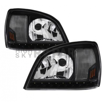 Xtune Headlight Assembly 9040368