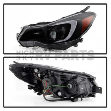 Xtune Headlight Assembly 9048685-1