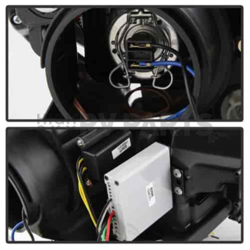 Spyder Automotive Headlight Assembly 5075413-2