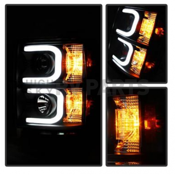 Spyder Automotive Headlight Assembly 5079473-2
