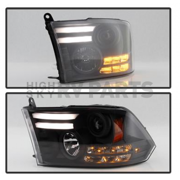Spyder Automotive Headlight Assembly 5080912-4