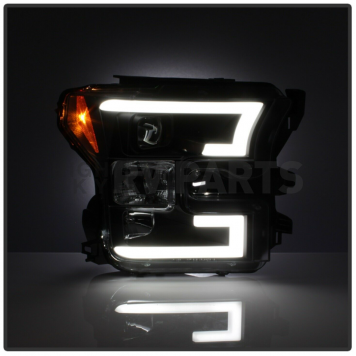 Spyder Automotive Headlight Assembly 5083531-5
