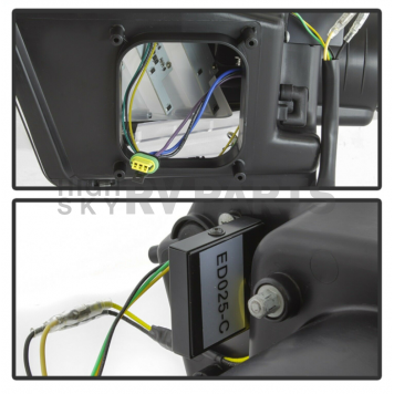 Spyder Automotive Headlight Assembly 5084569-3