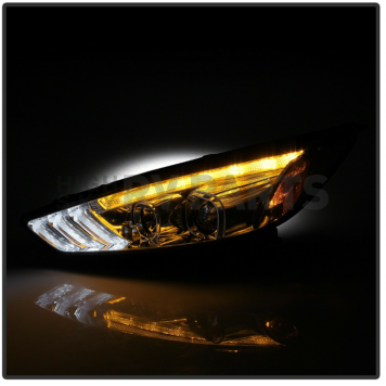 Spyder Automotive Headlight Assembly Set Of 2 - 5086457-5