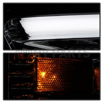 Spyder Automotive Headlight Assembly 5087461-7