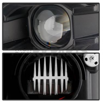 Spyder Automotive Headlight Assembly 5087614-2