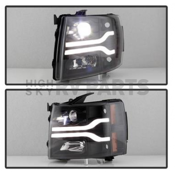 Spyder Automotive Headlight Assembly 5087614-5
