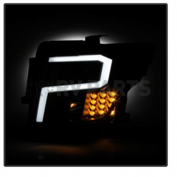Spyder Automotive Headlight Assembly 9049231-6
