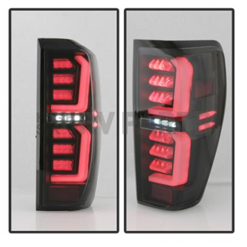 Spyder Automotive Tail Light Assembly LED Set Of 2 - 5000316-3