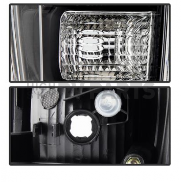Xtune Tail Light Assembly Single - 9948947-1