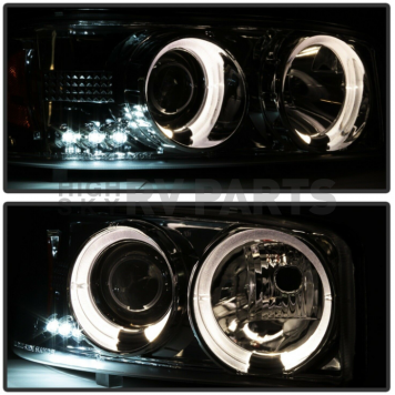 Spyder Automotive Headlight Assembly 5009371-5