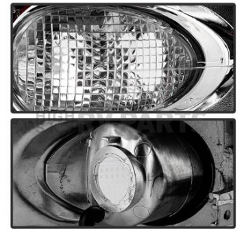 Spyder Automotive Tail Light Assembly 5001894-4