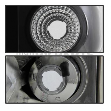 Spyder Automotive Tail Light Assembly 5002013-4