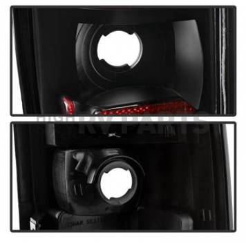 Spyder Automotive Tail Light Assembly 5002662-4