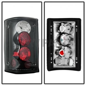 Spyder Automotive Tail Light Assembly 5002914-1