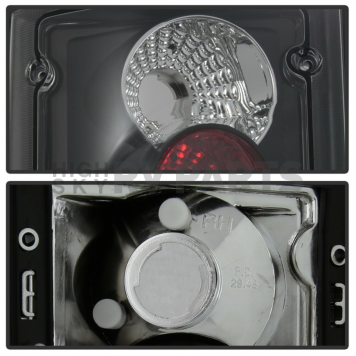 Spyder Automotive Tail Light Assembly 5002914-2