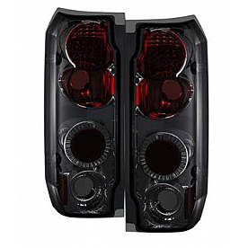 Spyder Automotive Tail Light Assembly 5003331