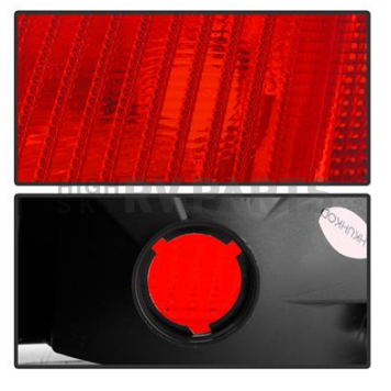 Spyder Automotive Tail Light Assembly 5086815-2