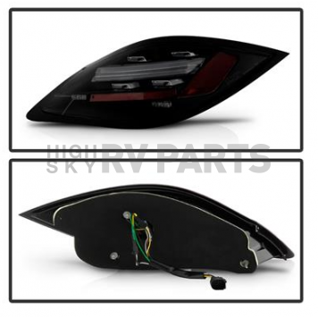 Spyder Automotive Tail Light Assembly - LED 5086846-1