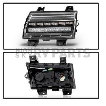 Spyder Automotive Turn Signal Light Assembly - LED 5086808-1