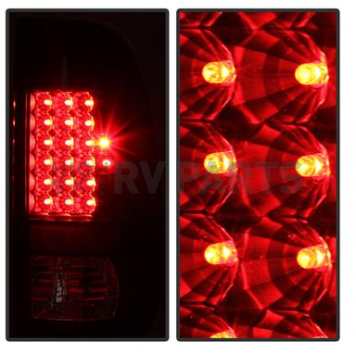 Xtune Tail Light Assembly - LED 9027680-4