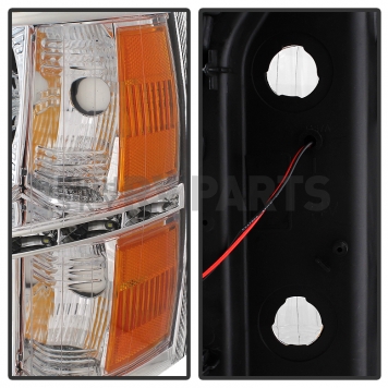 Xtune Headlight Assembly 9032981-4