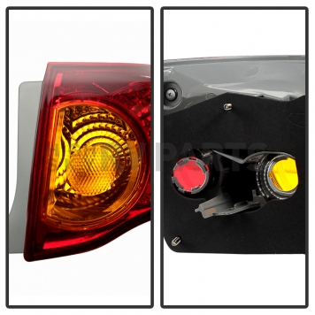 Xtune Tail Light Assembly 9032103-2