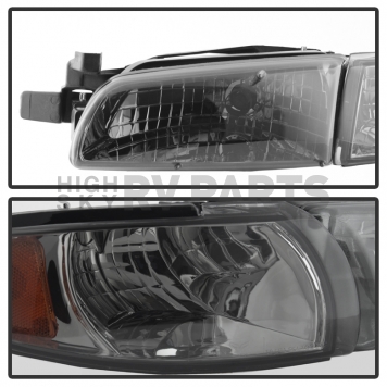 Xtune Headlight Assembly 9023330-4