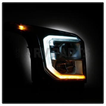 Spyder Automotive Headlight Assembly 9049583-6