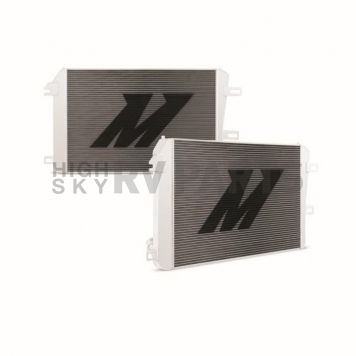 Mishimoto Radiator RADUNI3424