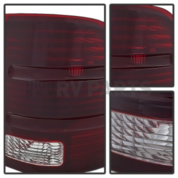 Xtune Tail Light Assembly 9029837-1