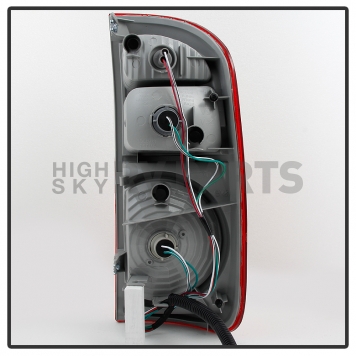 Xtune Tail Light Assembly 9033391-1