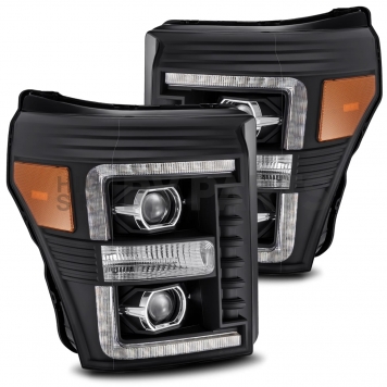 AlphRex USA Headlight Assembly Set Of 2 - 880142