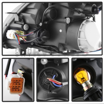 Xtune Headlight Assembly 9023415-8