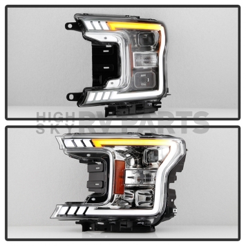 Xtune Headlight Assembly 9048760-4