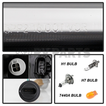 Xtune Headlight Assembly 9048760-5