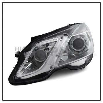 Xtune Headlight Assembly 9932663-1