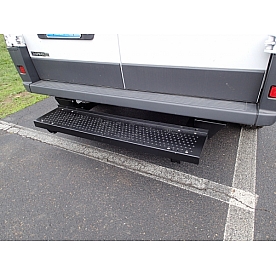 Havis Inc. Van Access Step 500 Pound Capacity Powder Coated Steel - PT-A-104