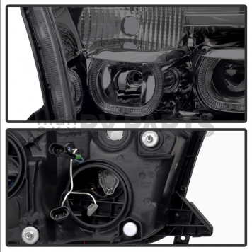 Xtune Headlight Assembly 9032332-3