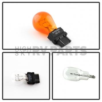 Xtune Tail Light Assembly 9029912-3