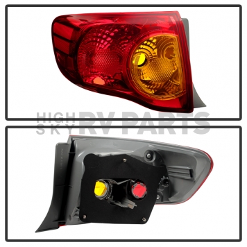Xtune Tail Light Assembly 9032097-1