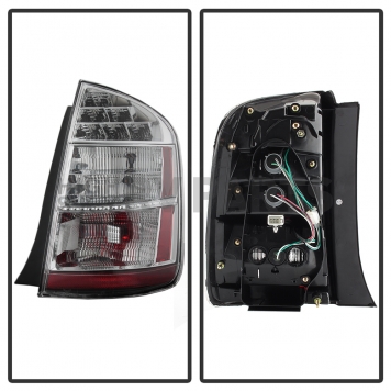 Xtune Tail Light Assembly 9038952-1