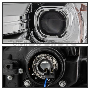 Spyder Automotive Headlight Assembly 5086259-2