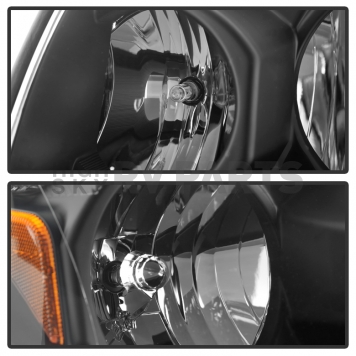Xtune Headlight Assembly 9023583-4