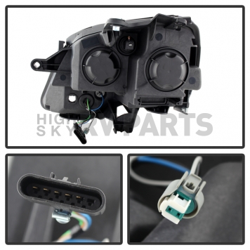 Xtune Headlight Assembly 9025464-2