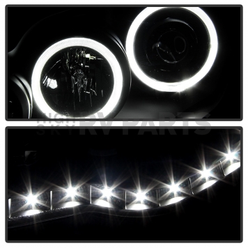 Xtune Headlight Assembly 9027857-3