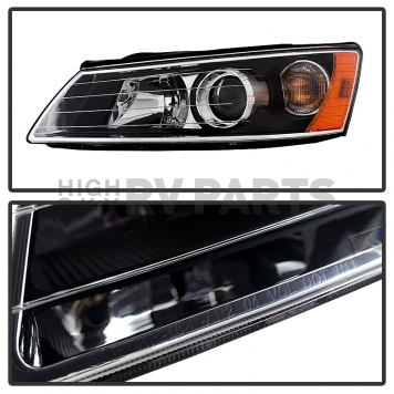 Xtune Headlight Assembly 9029677-1