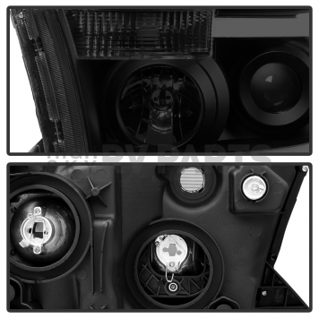 Xtune Headlight Assembly 9030413-2