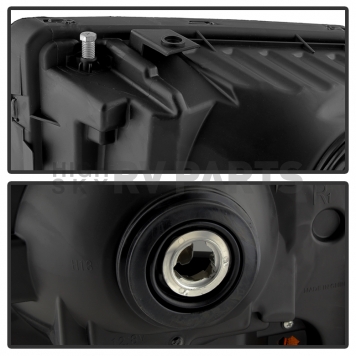 Xtune Headlight Assembly 9030444-3