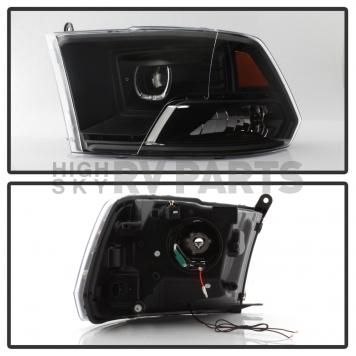 Xtune Headlight Assembly 9036729-1